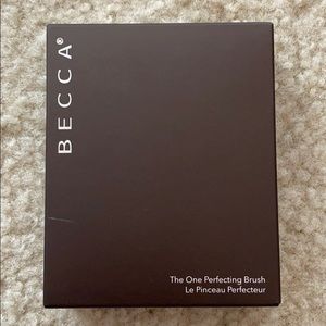 Becca the one perfecting brush brand new